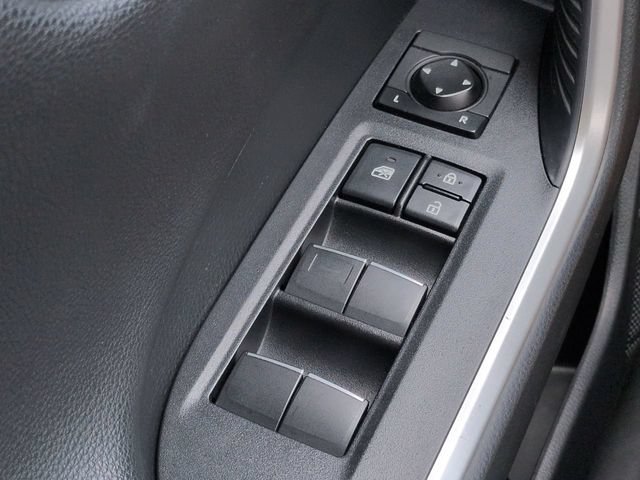 Used 2020 Toyota RAV4 XSE AWD/4WD image 25