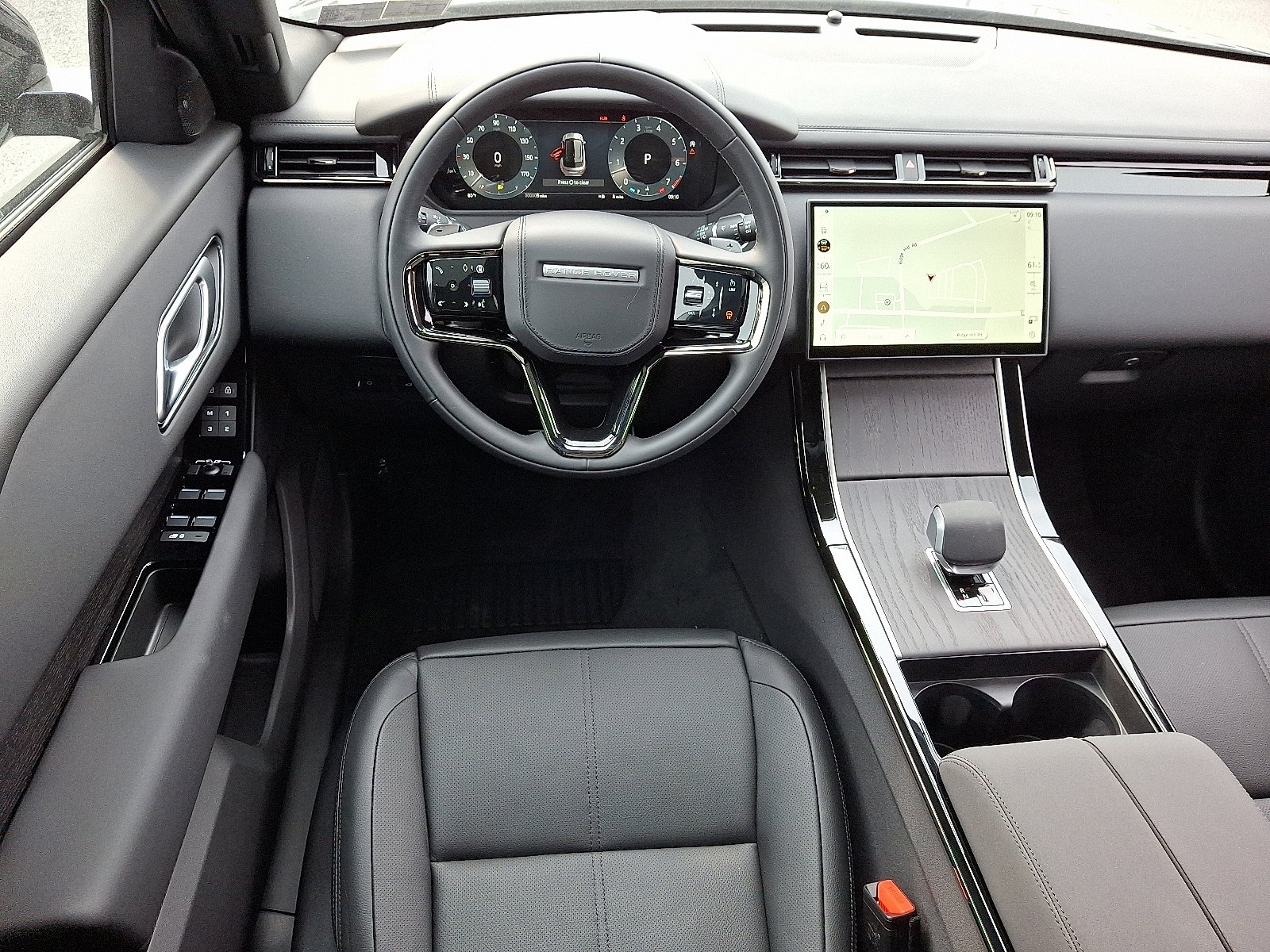 New 2026 Land Rover Range Rover Velar Dynamic SE image 9