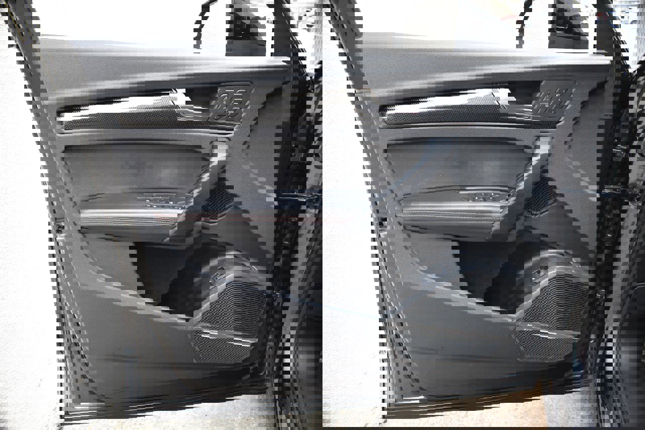 Used 2023 Audi SQ5 Premium Plus w/ Premium Plus Package image 18