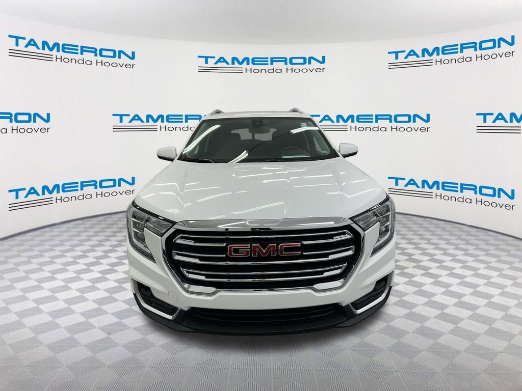Used 2024 GMC Terrain SLT FWD image 8