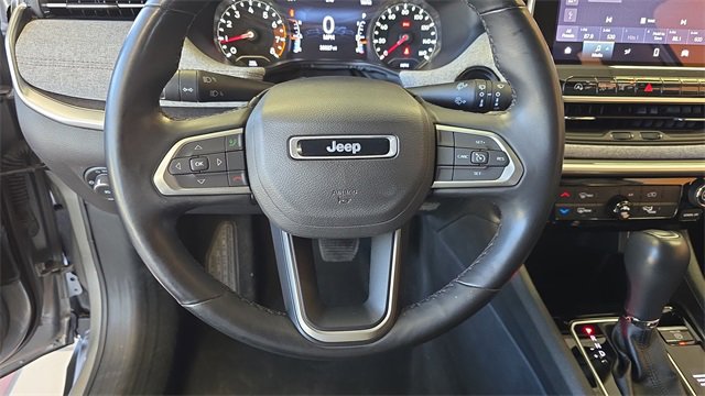 Used 2022 Jeep Compass Latitude image 27