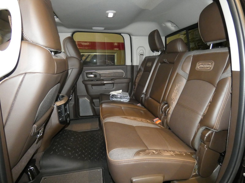 New 2025 RAM 3500 Longhorn image 32