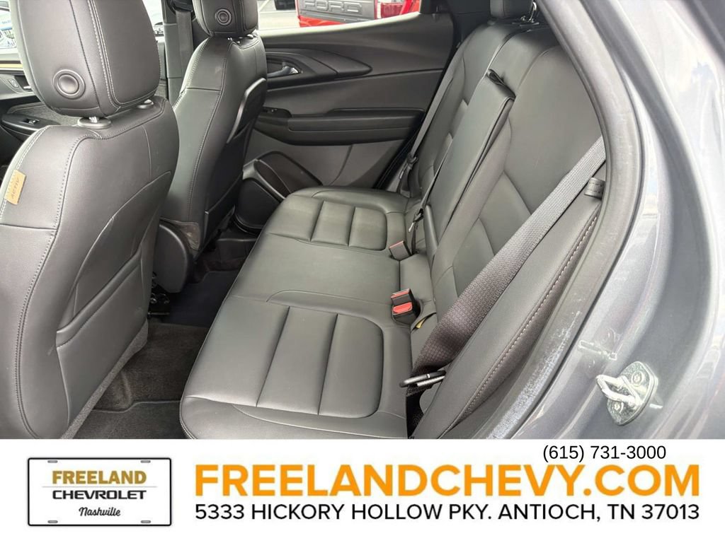 Used 2021 Chevrolet TrailBlazer ACTIV w/ Technology Package AWD/4WD image 17