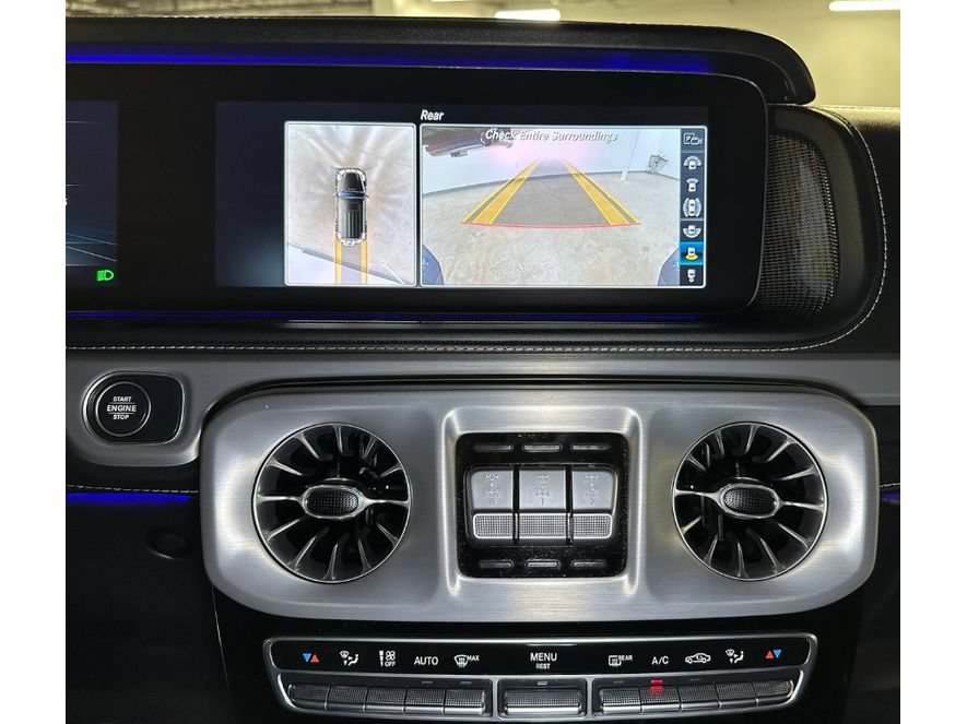 Used 2024 Mercedes-Benz G 63 AMG 4MATIC w/ Seat Comfort Package image 32