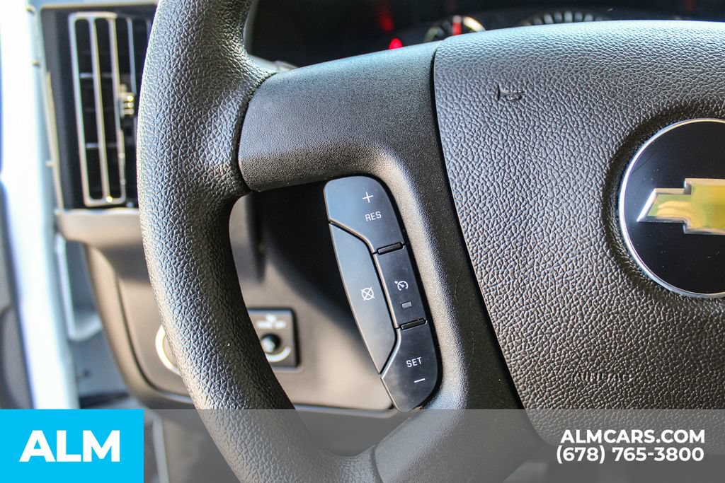 Used 2025 Chevrolet Express 3500 LT w/ LT Preferred Equipment Group RWD image 23
