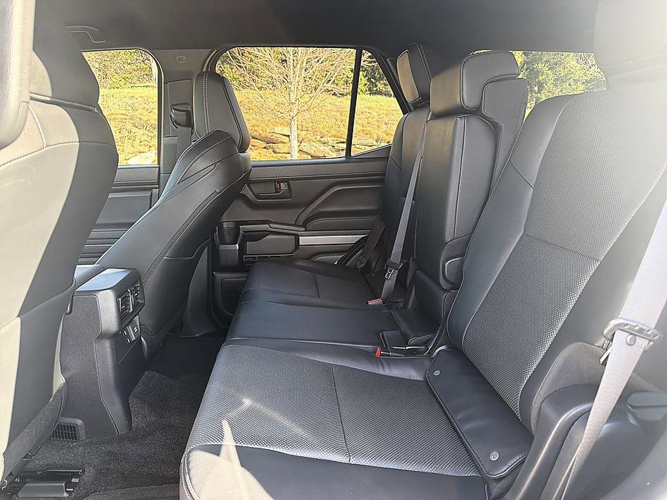 Used 2025 Toyota 4Runner TRD Off-Road Premium image 12