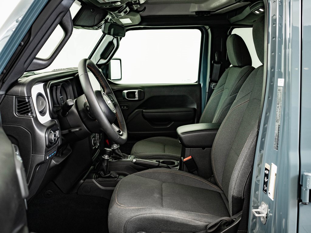 Used 2024 Jeep Wrangler Unlimited w/ Convenience Group image 22