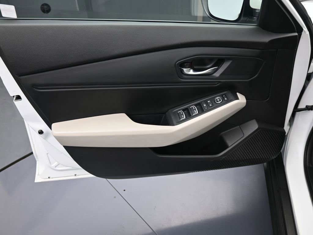 Used 2023 Honda Accord EX image 13