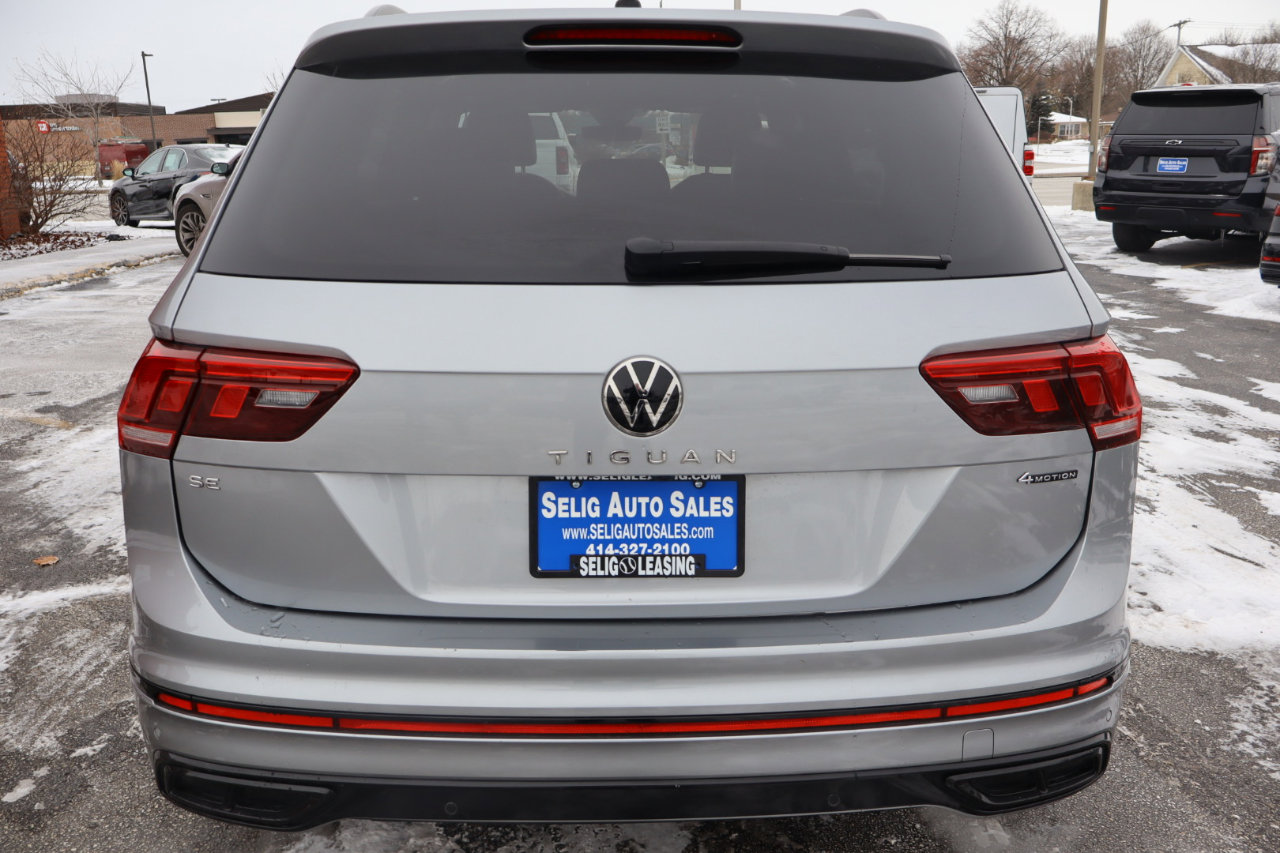 Used 2023 Volkswagen Tiguan SE R-Line image 6