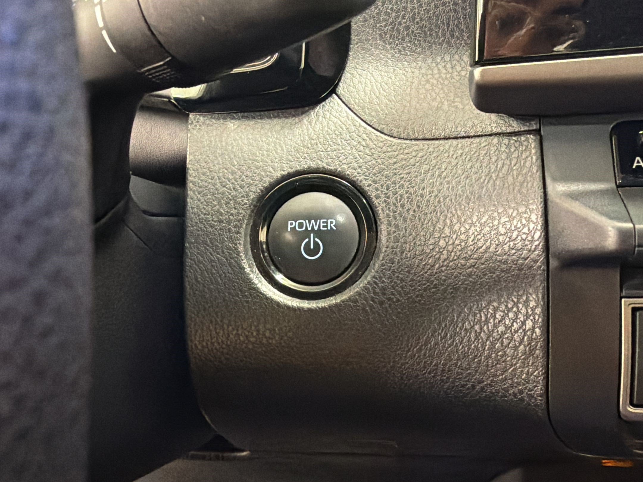 Used 2025 Toyota Camry LE FWD image 17