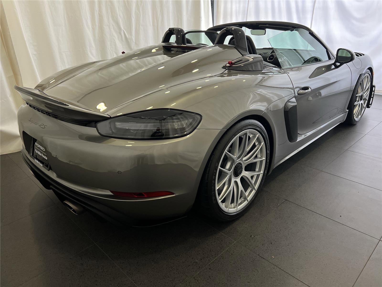 Certified 2024 Porsche 718 Boxster Spyder RS image 9