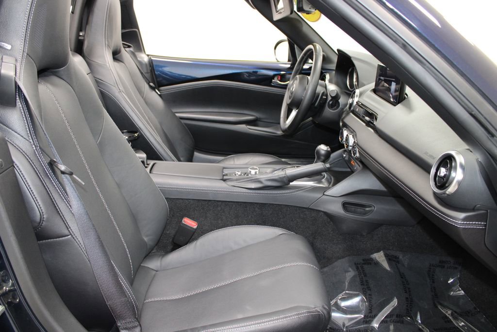 Used 2025 MAZDA MX-5 Miata RF Grand Touring RWD image 22