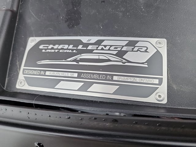 Used 2023 Dodge Challenger R/T w/ T/A Package image 10