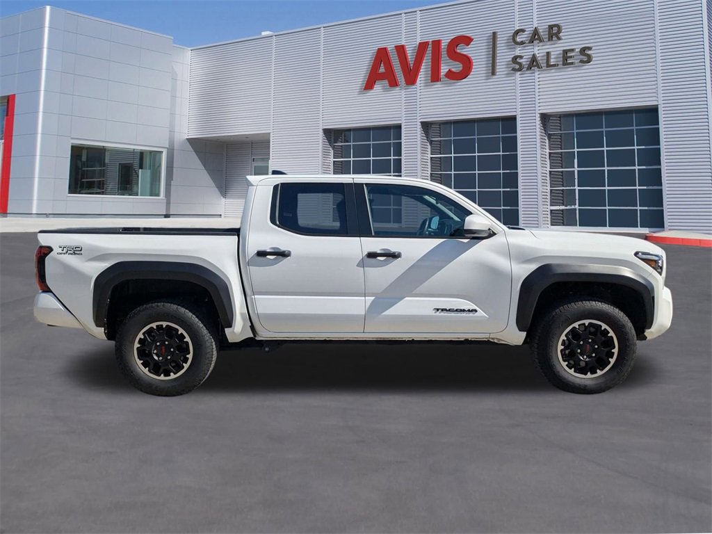 Used 2025 Toyota Tacoma TRD Off-Road image 5
