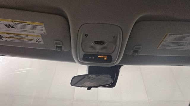 Used 2022 Chevrolet TrailBlazer LT FWD image 25