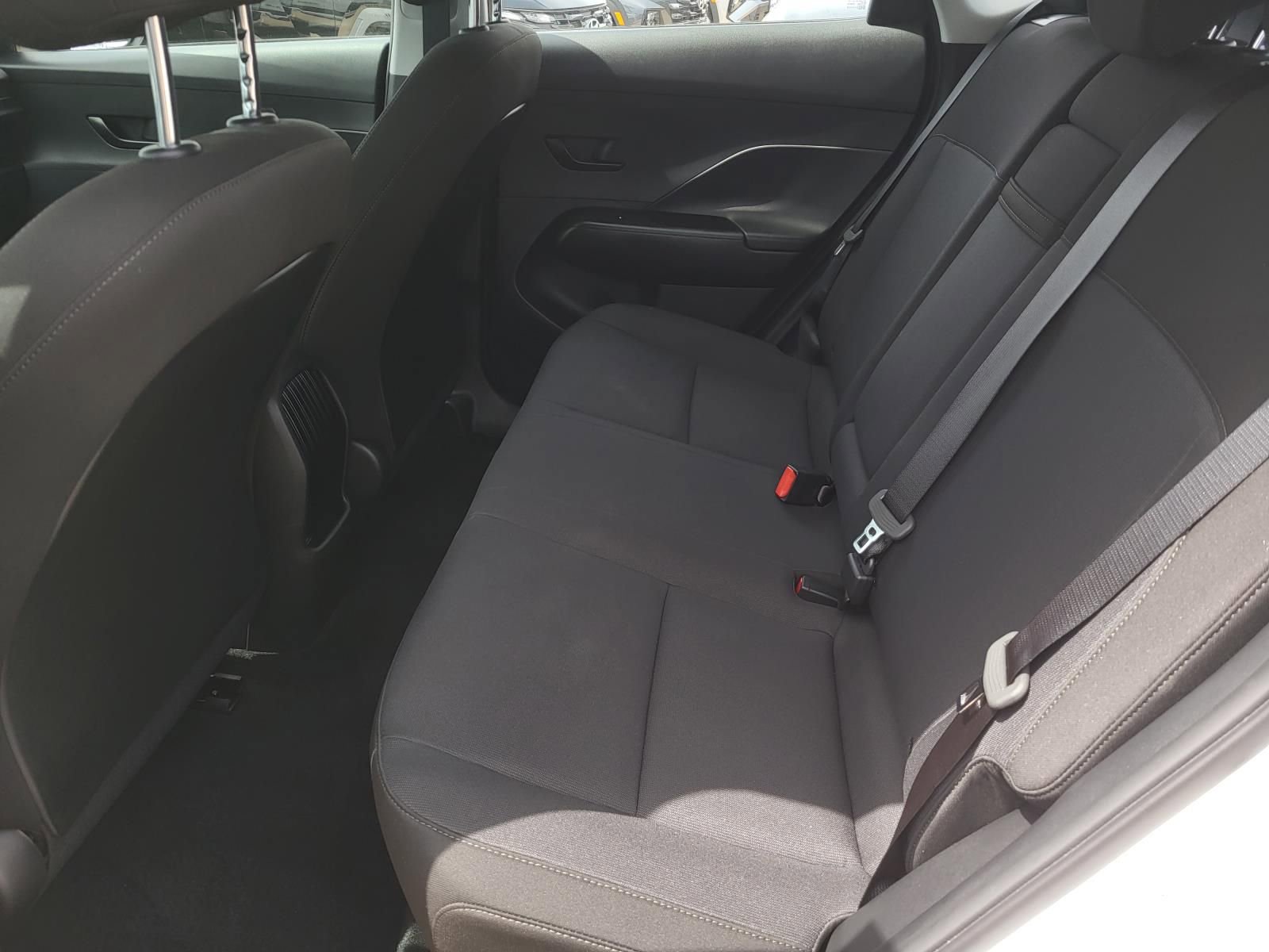 Certified 2025 Hyundai Kona SE image 12