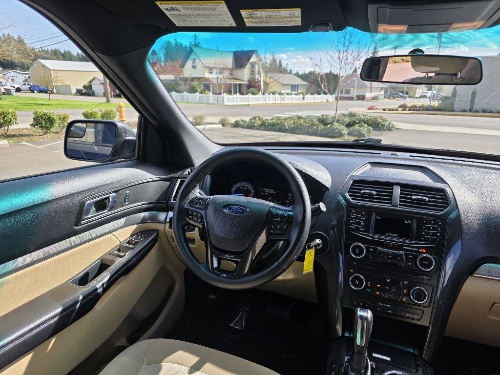 Used 2017 Ford Explorer 4WD image 10