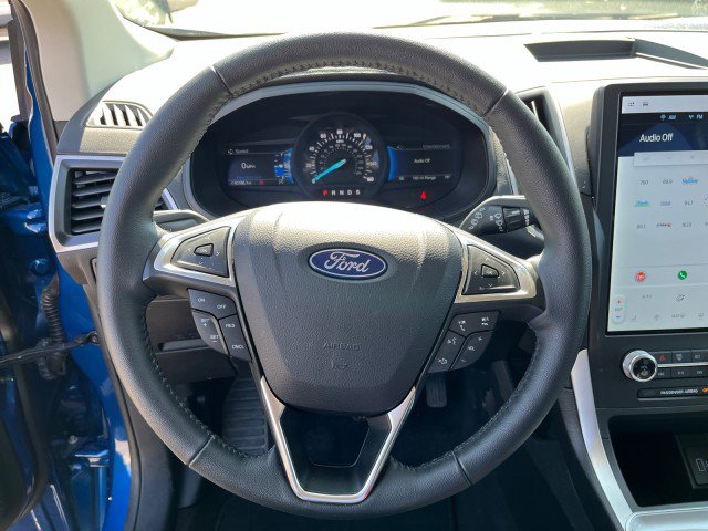 Used 2024 Ford Edge SEL AWD/4WD image 15