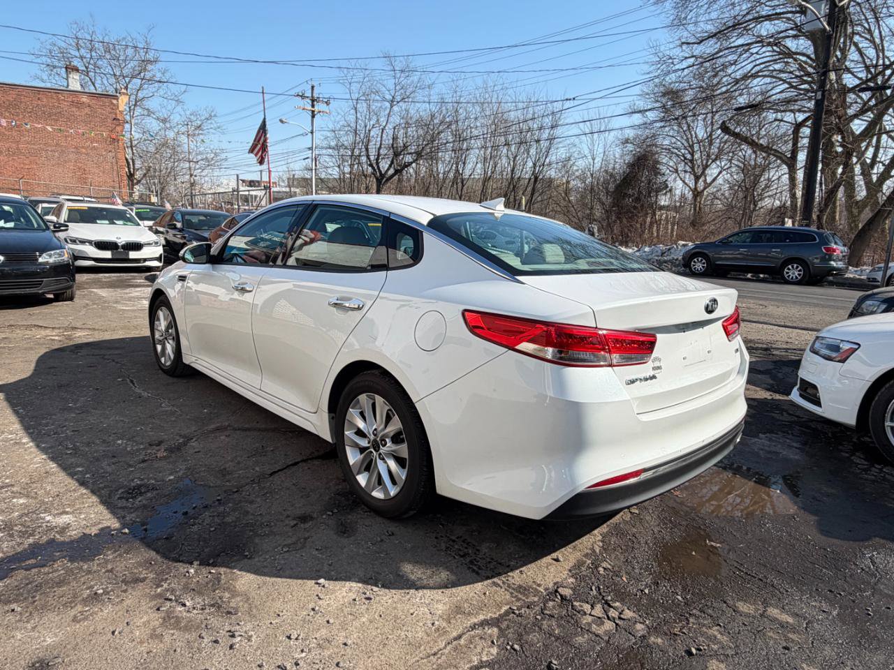 Used 2017 Kia Optima EX image 6