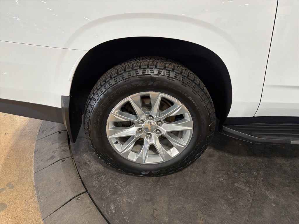 Used 2021 Chevrolet Suburban Premier w/ Premium Package AWD/4WD image 38
