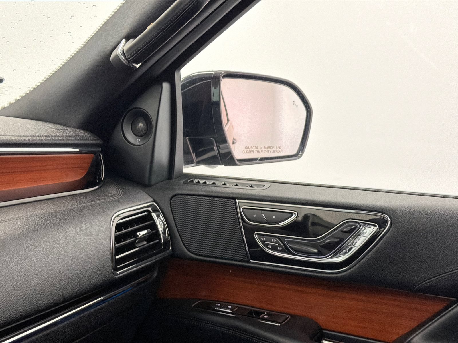 Used 2020 Lincoln Navigator Reserve AWD/4WD image 33