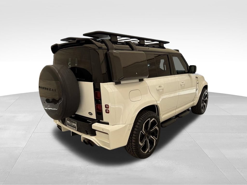 Used 2022 Land Rover Defender 110 S AWD/4WD image 4