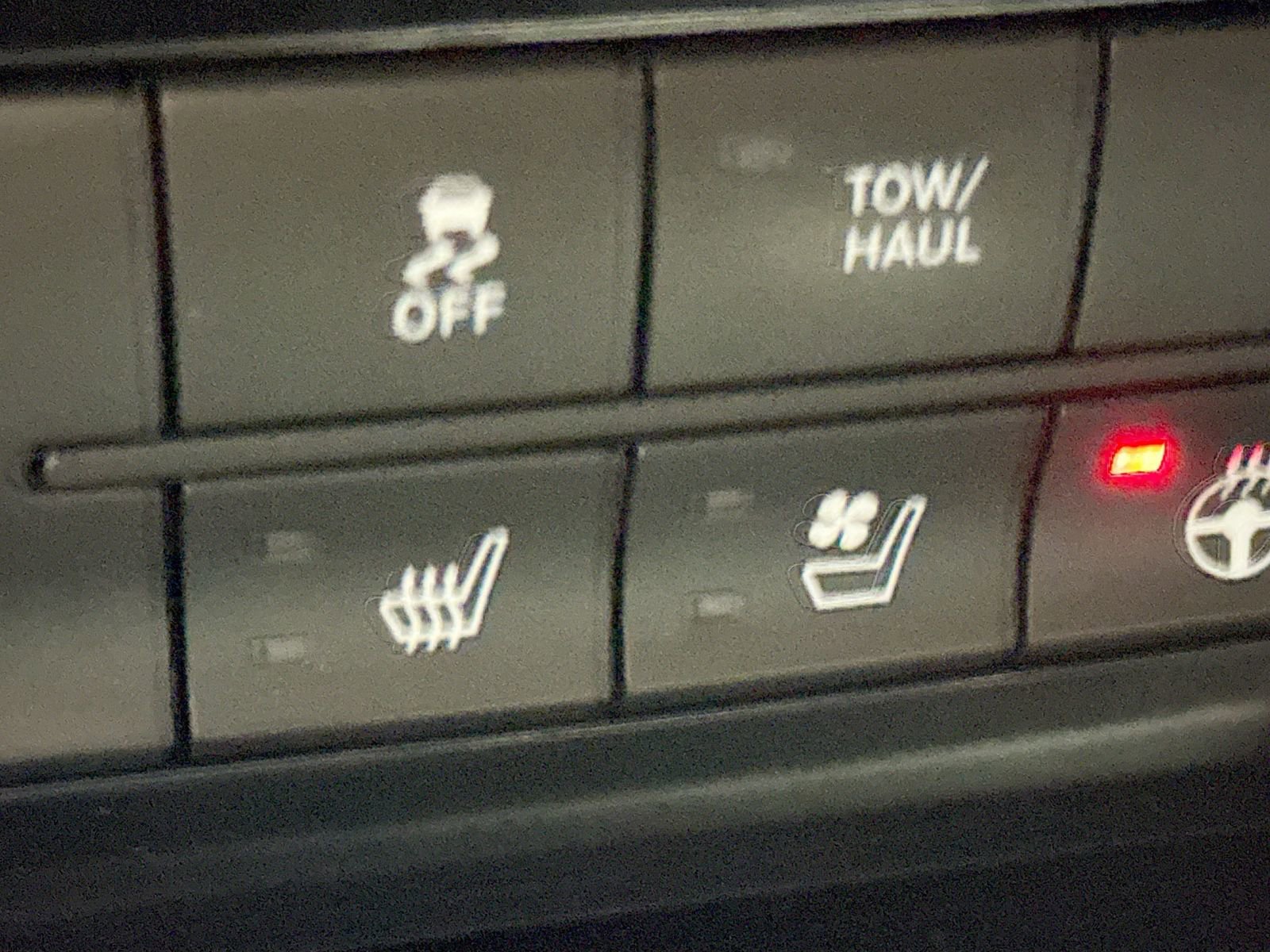 Used 2014 RAM 1500 Sport w/ Convenience Group image 23