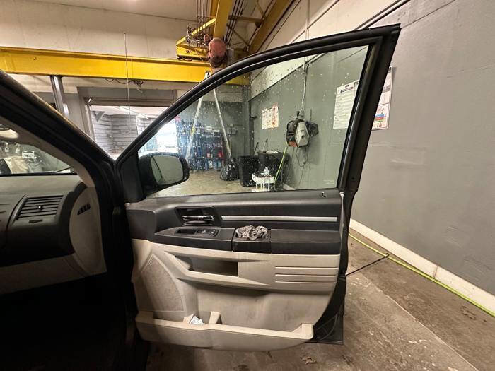 Used 2010 Dodge Grand Caravan SE FWD image 27
