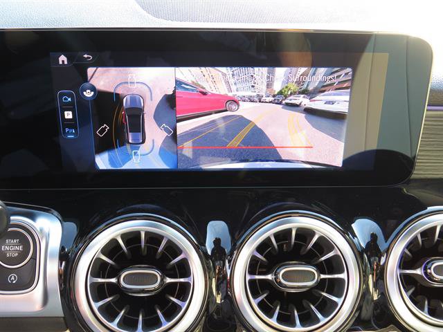 Used 2026 Mercedes-Benz GLB 250 4MATIC image 16