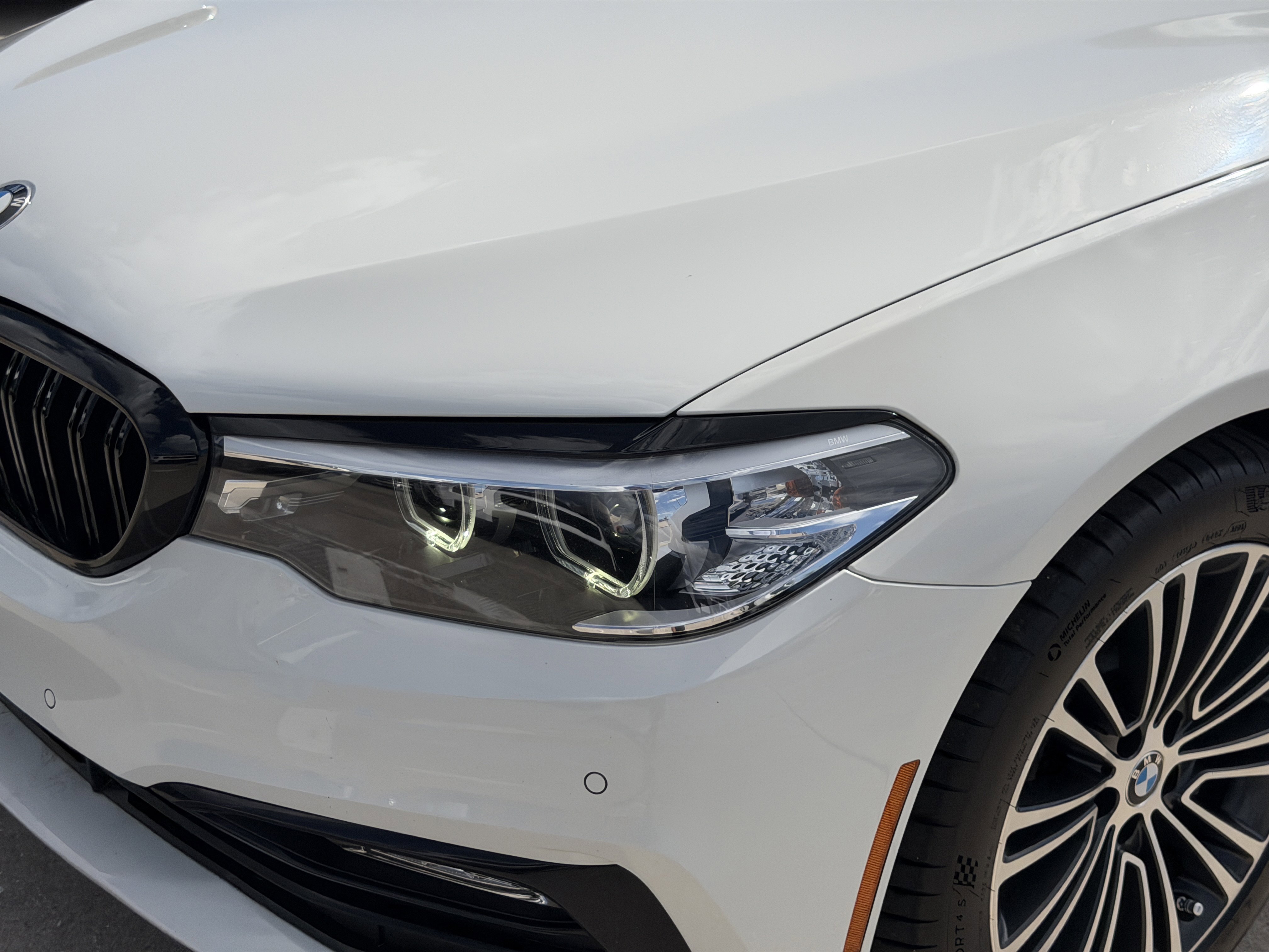 Used 2018 BMW 540i image 9