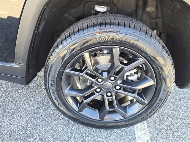 New 2025 Jeep Grand Cherokee L Limited image 8