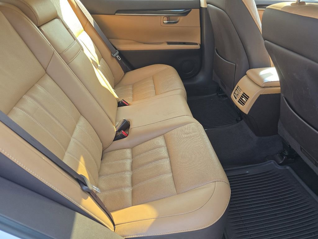 Used 2017 Lexus ES 350 image 19