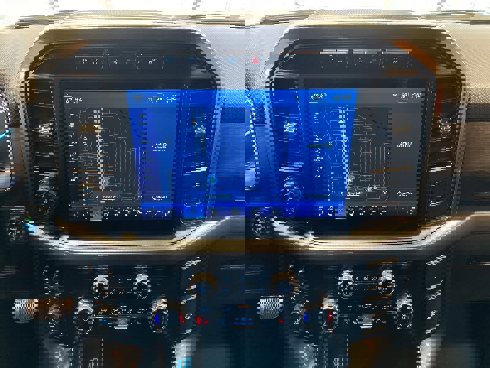 Used 2023 Ford F150 XLT w/ Equipment Group 302A High image 12