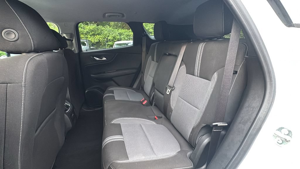 Used 2025 Chevrolet Blazer LT AWD/4WD image 24