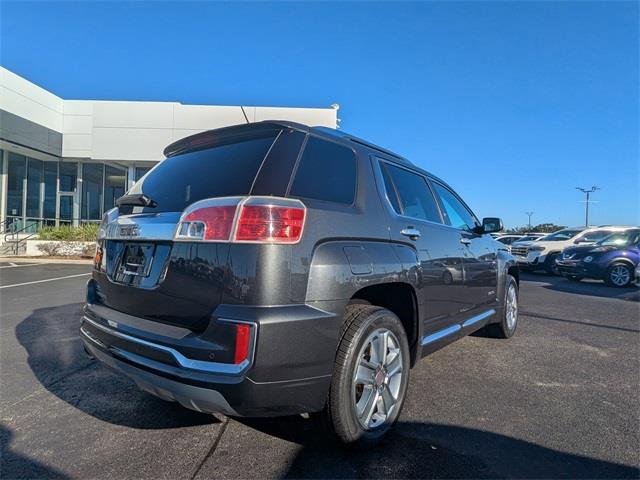 Used 2017 GMC Terrain Denali image 4