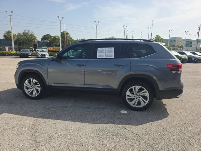 Used 2023 Volkswagen Atlas SE w/ Panoramic Sunroof Package FWD image 6