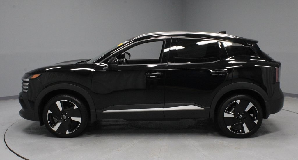 Certified 2025 Nissan Kicks SR AWD/4WD image 7