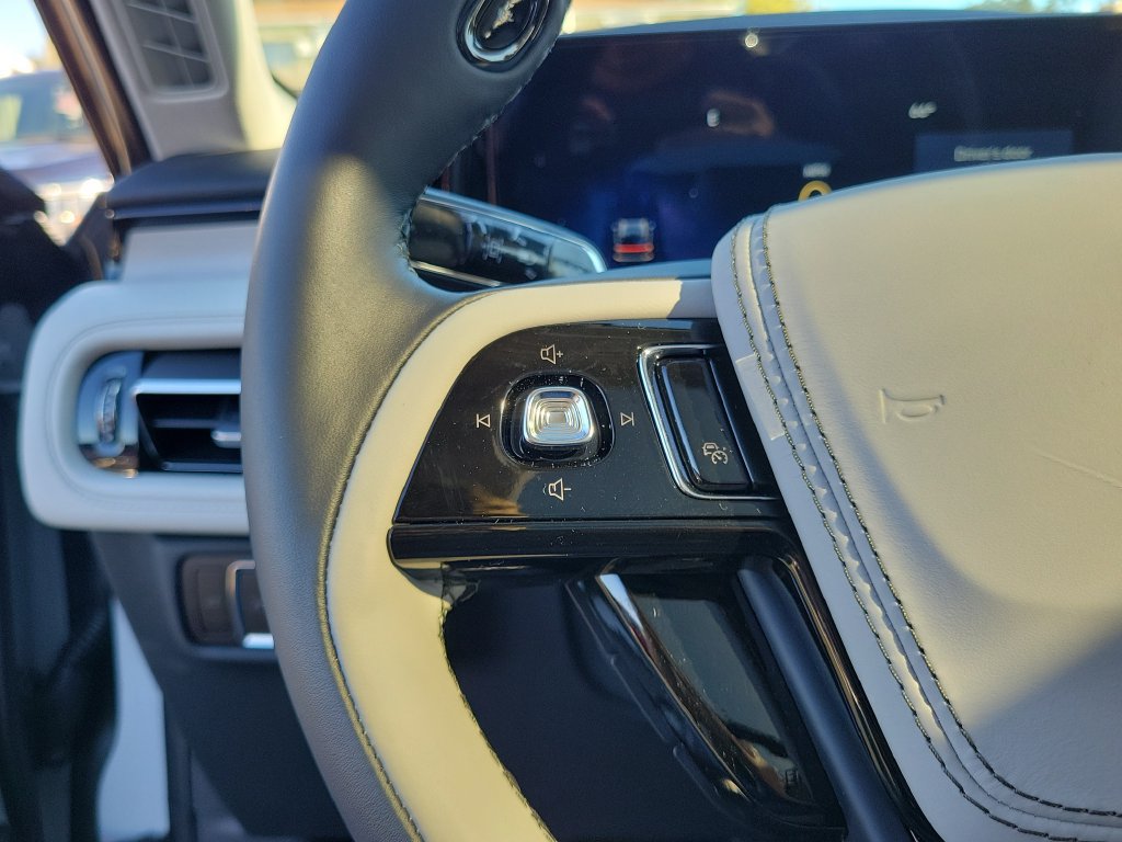 New 2027 Lincoln Aviator Reserve AWD/4WD image 24