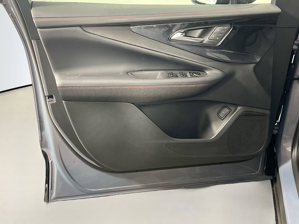 New 2026 Chevrolet Blazer EV RS image 18