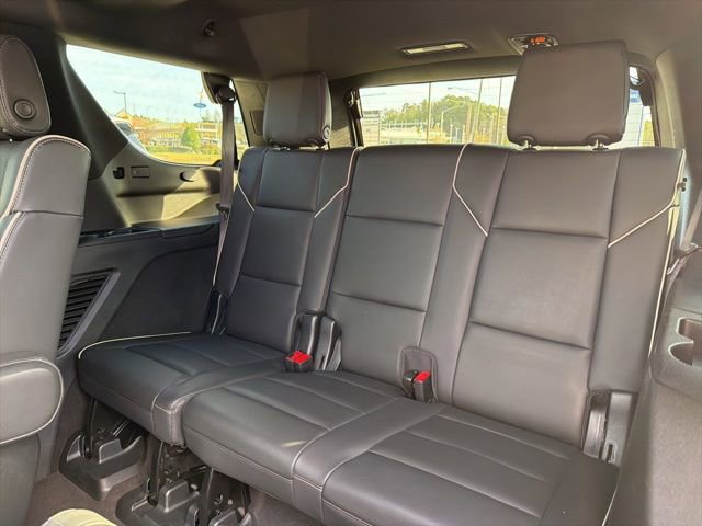 Used 2023 Cadillac Escalade Premium Luxury image 29