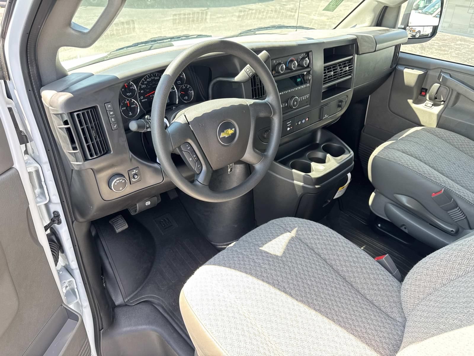 New 2026 Chevrolet Express 3500 LS w/ Chrome Appearance Package RWD image 20