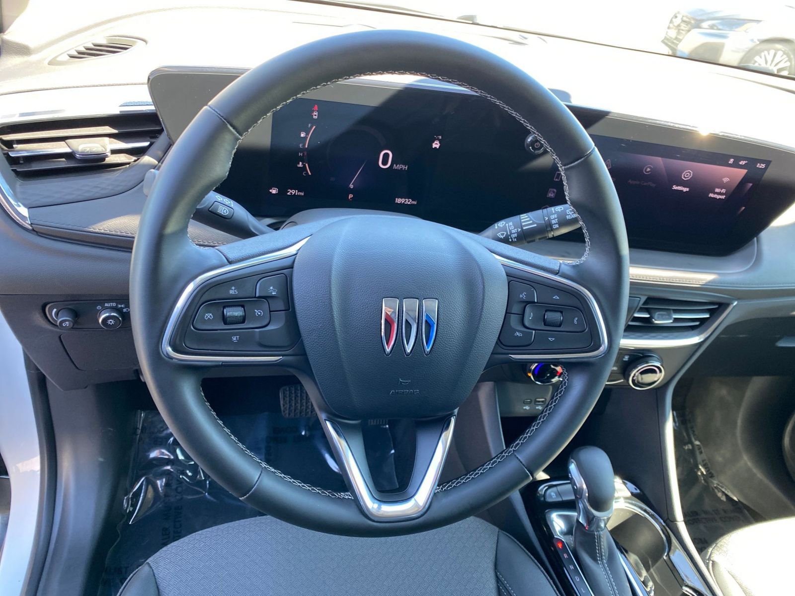 Used 2025 Buick Encore GX Preferred FWD image 27