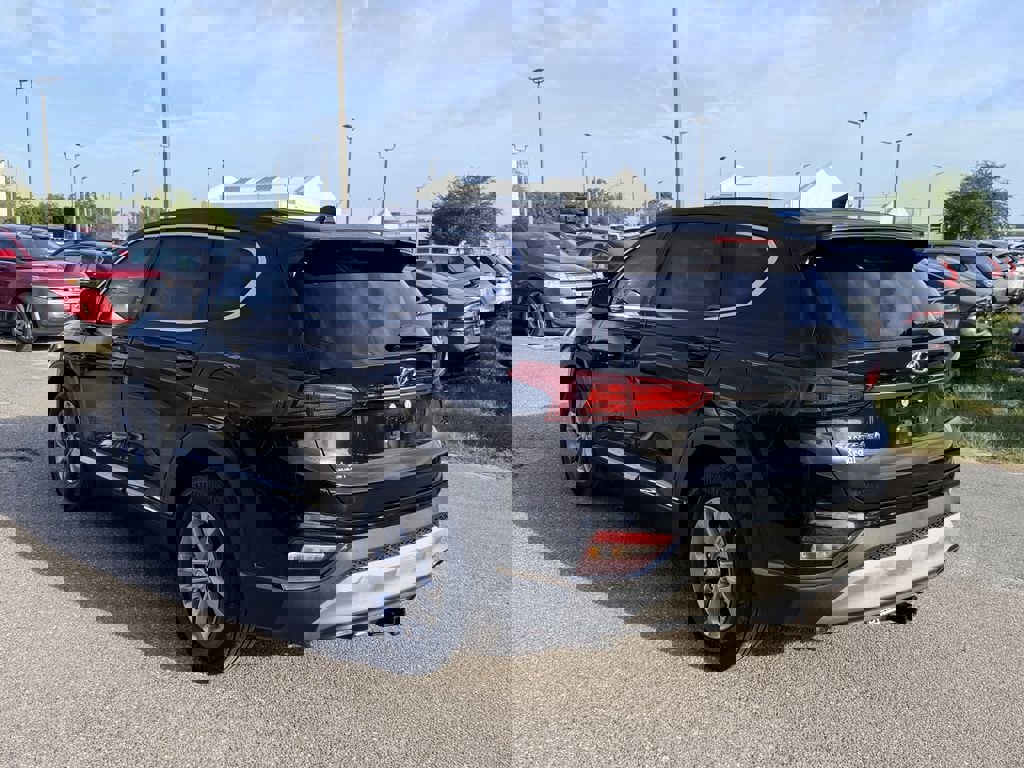 Used 2019 Hyundai Santa Fe SEL FWD image 7