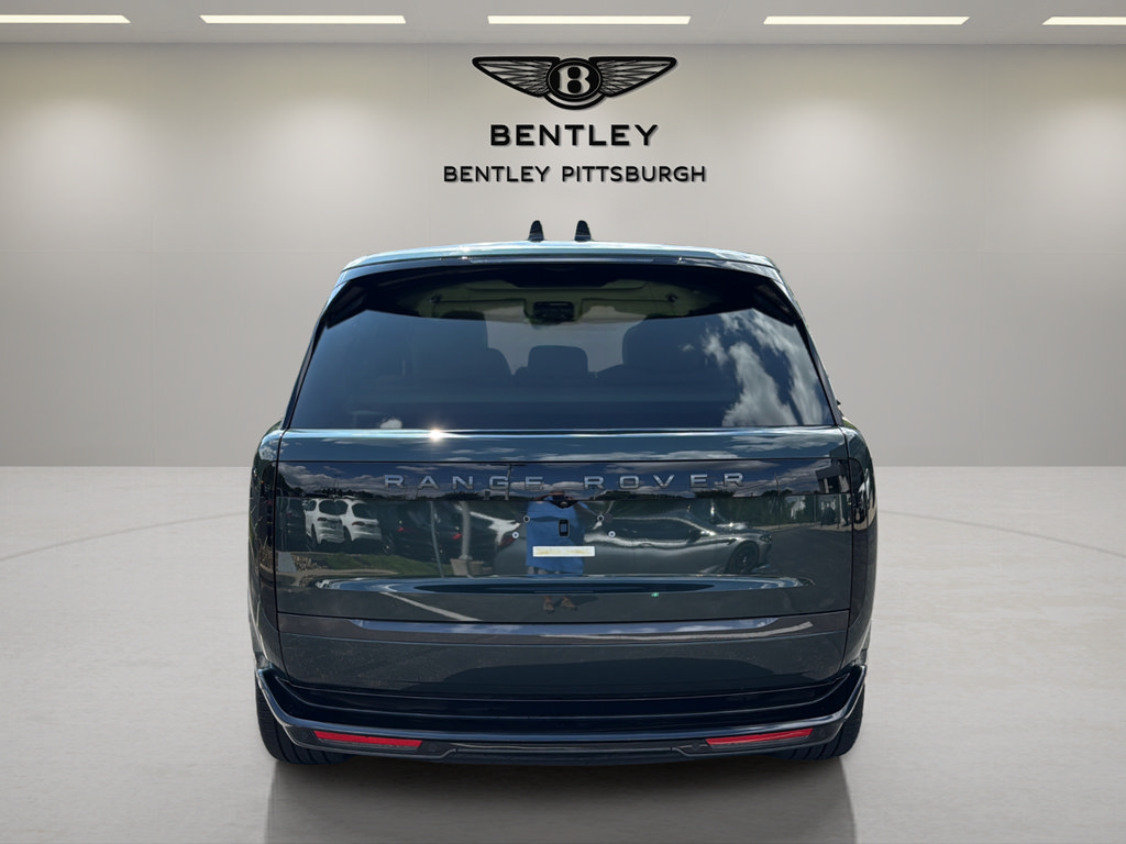 Used 2025 Land Rover Range Rover SE AWD/4WD image 6