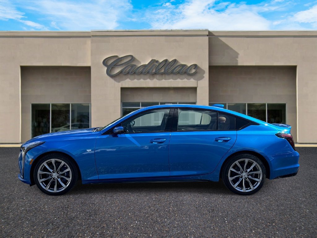 New 2026 Cadillac CT5 Sport w/ Platinum Package RWD image 6