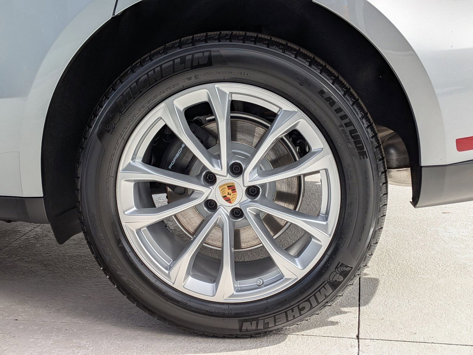 New 2026 Porsche Macan image 29