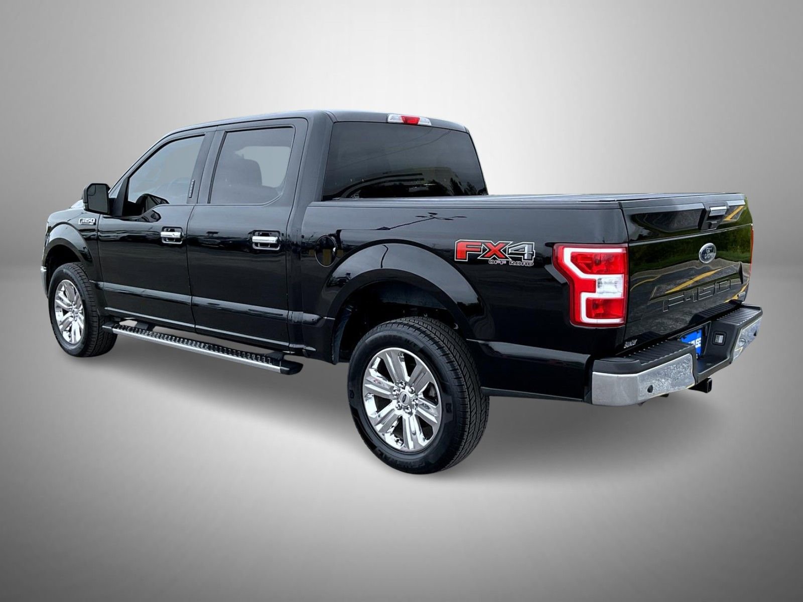 Used 2018 Ford F150 XLT w/ Equipment Group 302A Luxury image 7