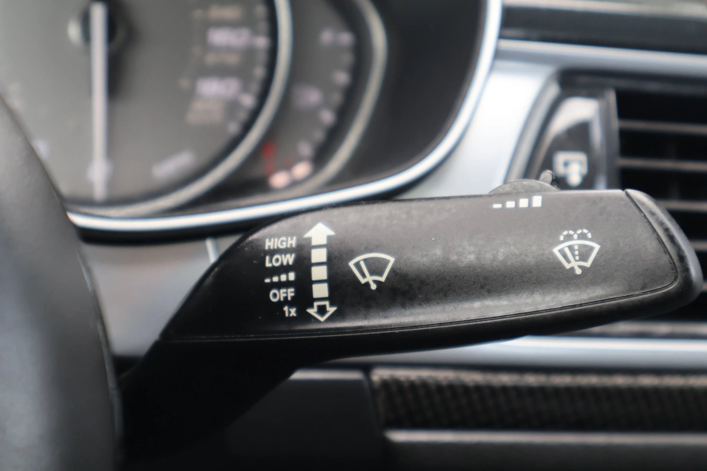 Used 2014 Audi S6 Prestige image 28