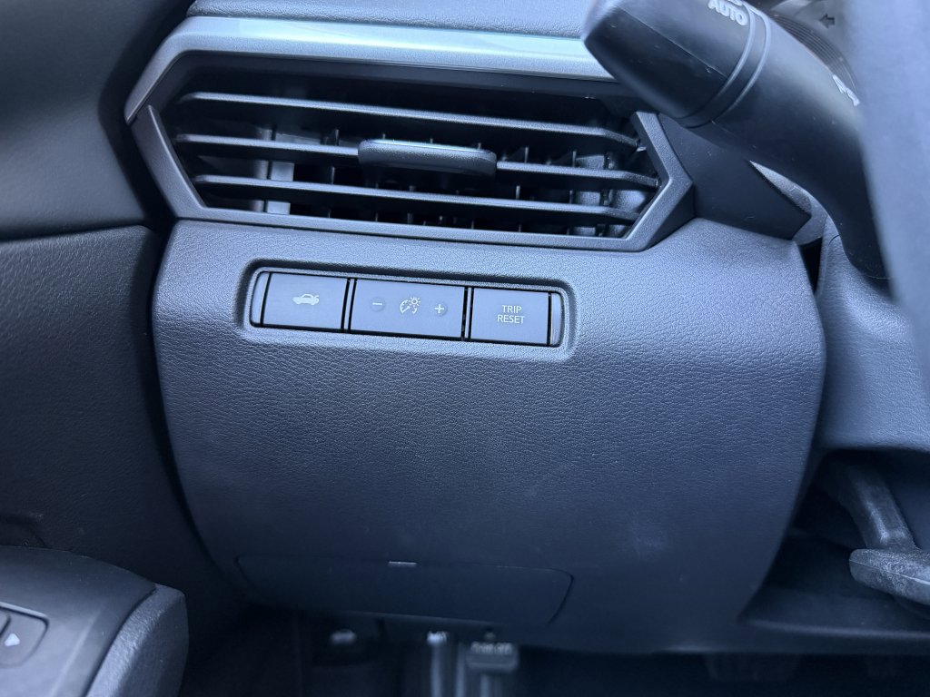 Used 2024 Nissan Altima 2.5 S image 25