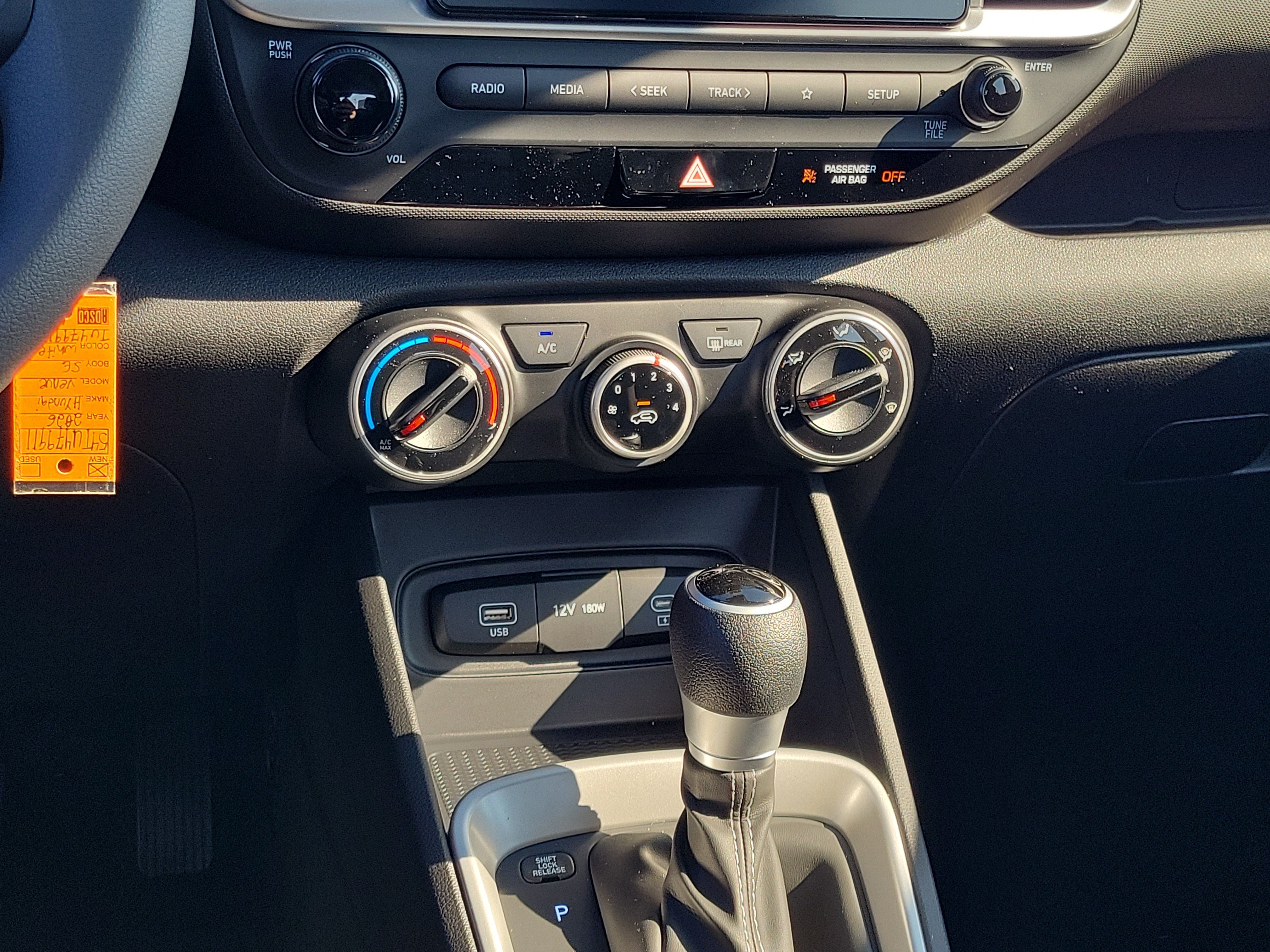 New 2026 Hyundai Venue SE FWD image 11